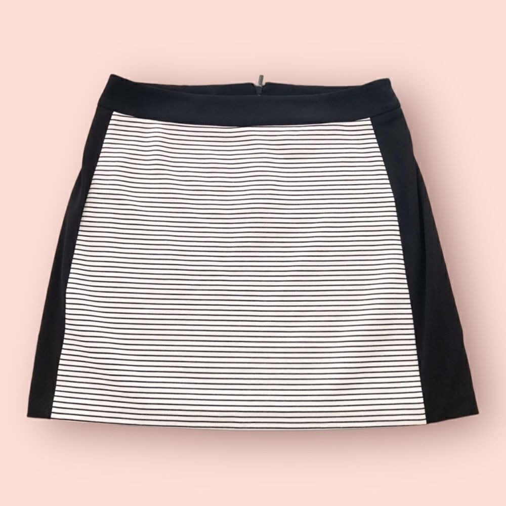 (3/$15)  anne klein striped mini skirt black